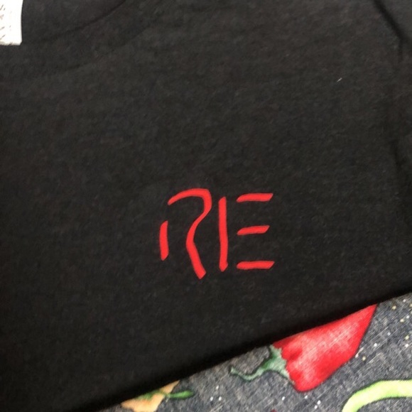 Responsible new tee shirt medium - Picture 2 of 2